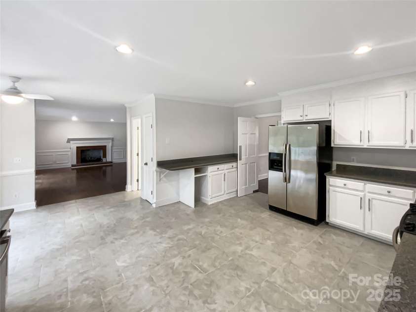 1507 Chadmore Lane, Concord, NC 28027.  MLS# CAR4254948, YatesRealty ID 21936. 