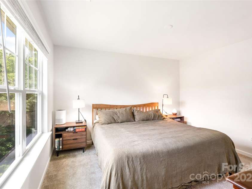 6507 Revolutionary Trail, Charlotte, NC 28217.  MLS# CAR4274185, YatesRealty ID 21938. 