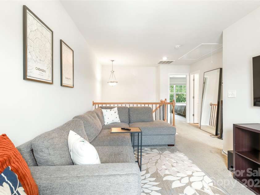 6507 Revolutionary Trail, Charlotte, NC 28217.  MLS# CAR4274185, YatesRealty ID 21938. 