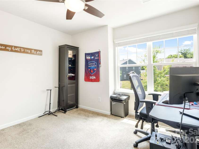6507 Revolutionary Trail, Charlotte, NC 28217.  MLS# CAR4274185, YatesRealty ID 21938. 