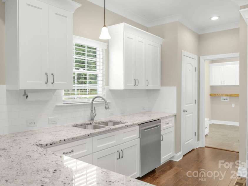 127 Elberon Court, Mocksville, NC 27028.  MLS# CAR4268593, YatesRealty ID 21939. 