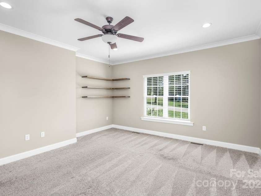 127 Elberon Court, Mocksville, NC 27028.  MLS# CAR4268593, YatesRealty ID 21939. 