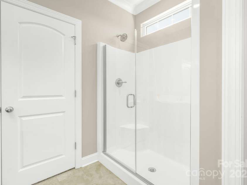 127 Elberon Court, Mocksville, NC 27028.  MLS# CAR4268593, YatesRealty ID 21939. 