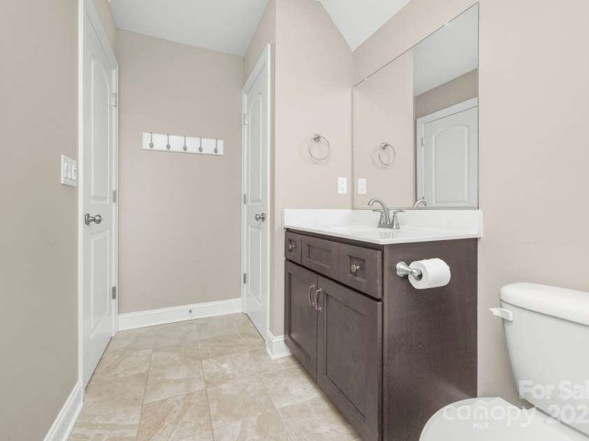 127 Elberon Court, Mocksville, NC 27028.  MLS# CAR4268593, YatesRealty ID 21939. 