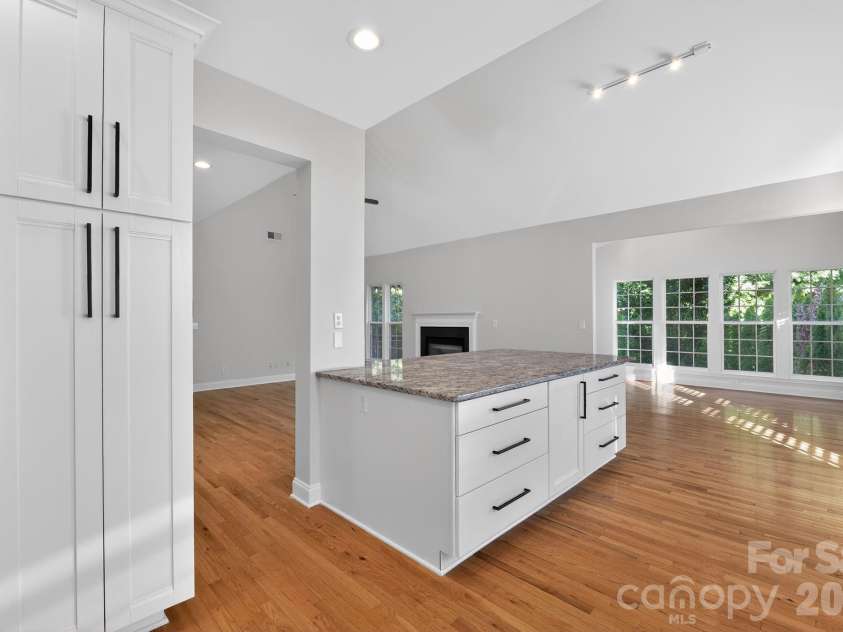 129 Doby Creek Court, Fort Mill, SC 29715.  MLS# CAR4380954, YatesRealty ID 21939. 