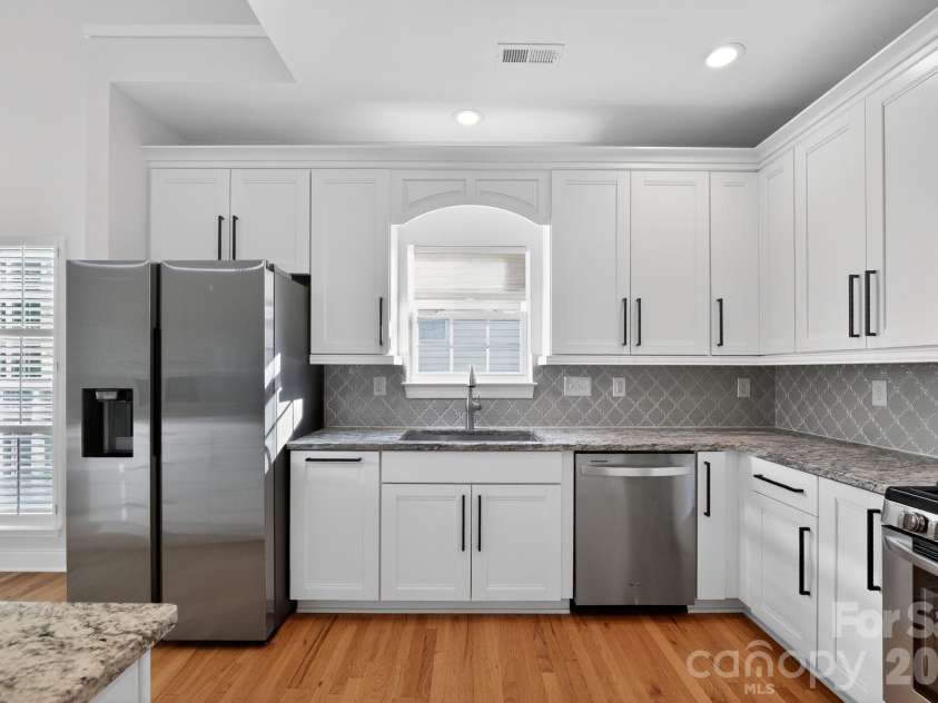 129 Doby Creek Court, Fort Mill, SC 29715.  MLS# CAR4380954, YatesRealty ID 21939. 