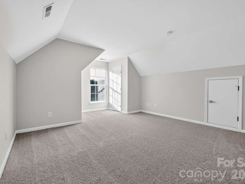129 Doby Creek Court, Fort Mill, SC 29715.  MLS# CAR4380954, YatesRealty ID 21939. 