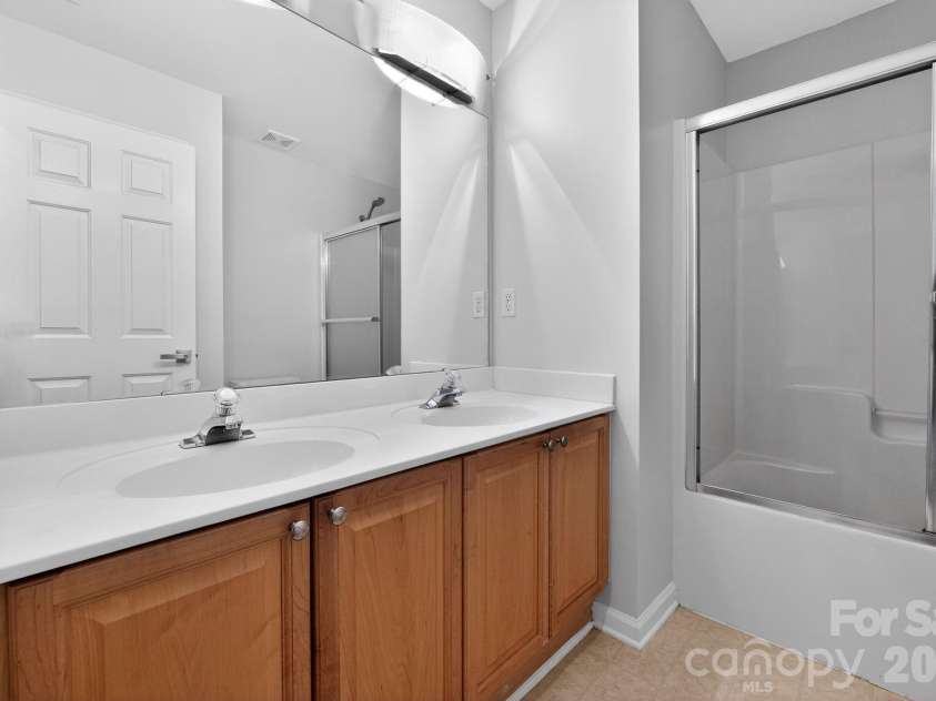 129 Doby Creek Court, Fort Mill, SC 29715.  MLS# CAR4380954, YatesRealty ID 21939. 