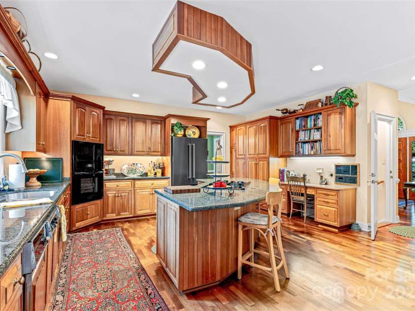 842 Rickel Drive, Hendersonville, NC 28739.  MLS# CAR4273464, YatesRealty ID 2194. 