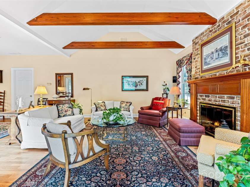 842 Rickel Drive, Hendersonville, NC 28739.  MLS# CAR4273464, YatesRealty ID 2194. 