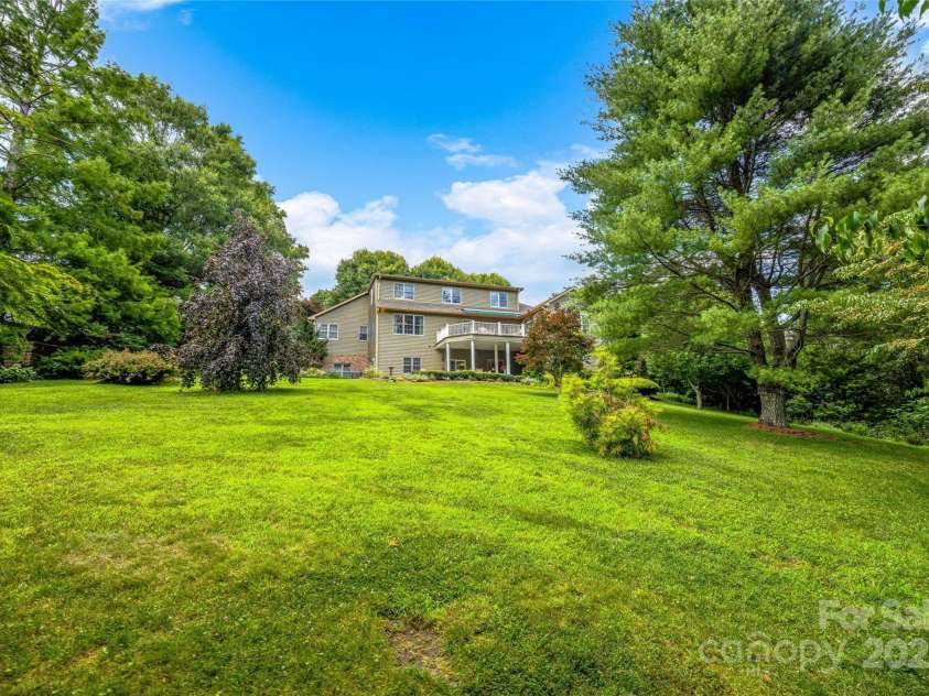 842 Rickel Drive, Hendersonville, NC 28739.  MLS# CAR4273464, YatesRealty ID 2194. 