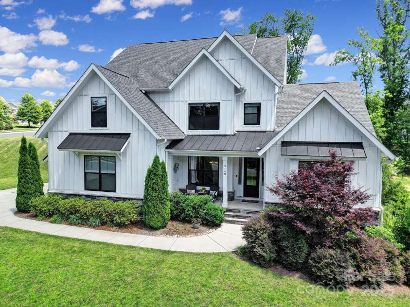 2148 Nims Village Drive, Fort Mill, SC 29715.  MLS# CAR4272831, YatesRealty ID 21940. 