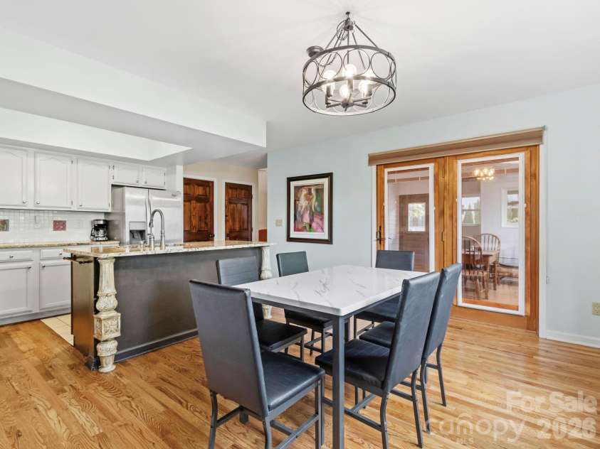 317 Robertson Street, Burnsville, NC 28714.  MLS# CAR4376081, YatesRealty ID 21941. 