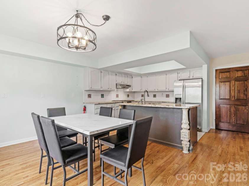 317 Robertson Street, Burnsville, NC 28714.  MLS# CAR4376081, YatesRealty ID 21941. 