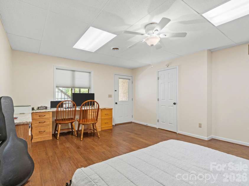 317 Robertson Street, Burnsville, NC 28714.  MLS# CAR4376081, YatesRealty ID 21941. 