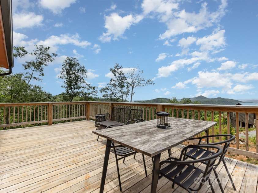 7025 Martin Lane, Morganton, NC 28655.  MLS# CAR4273251, YatesRealty ID 21941. 