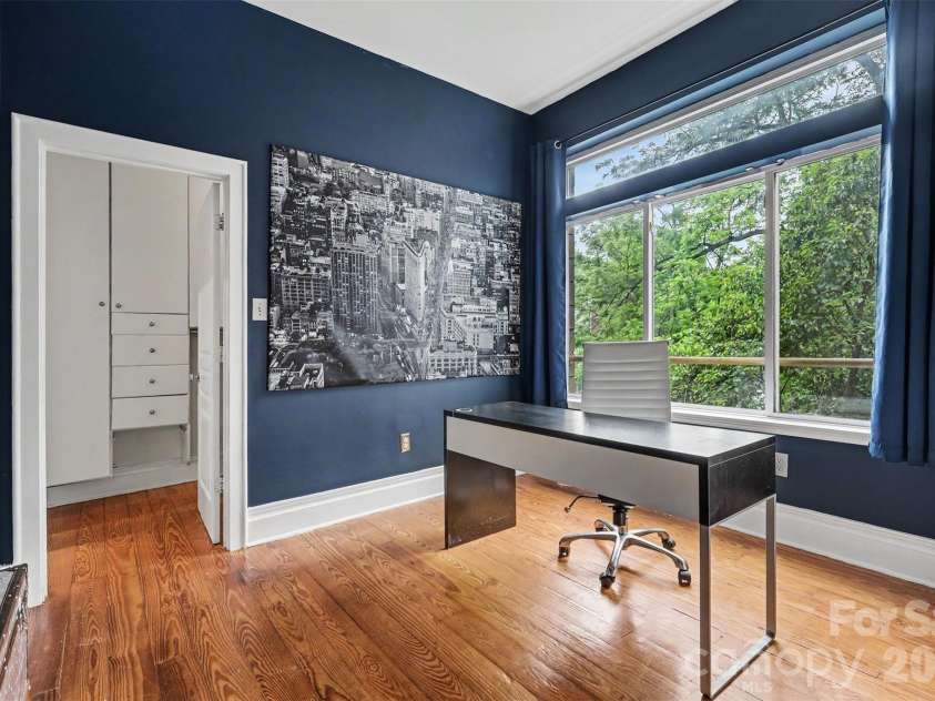 404 Laurel Avenue, Charlotte, NC 28204.  MLS# CAR4377380, YatesRealty ID 21942. 