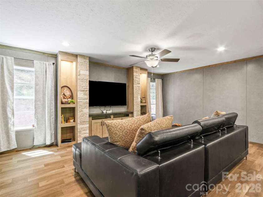 293 Spar Mill Road, Burnsville, NC 28714.  MLS# CAR4377437, YatesRealty ID 21943. 