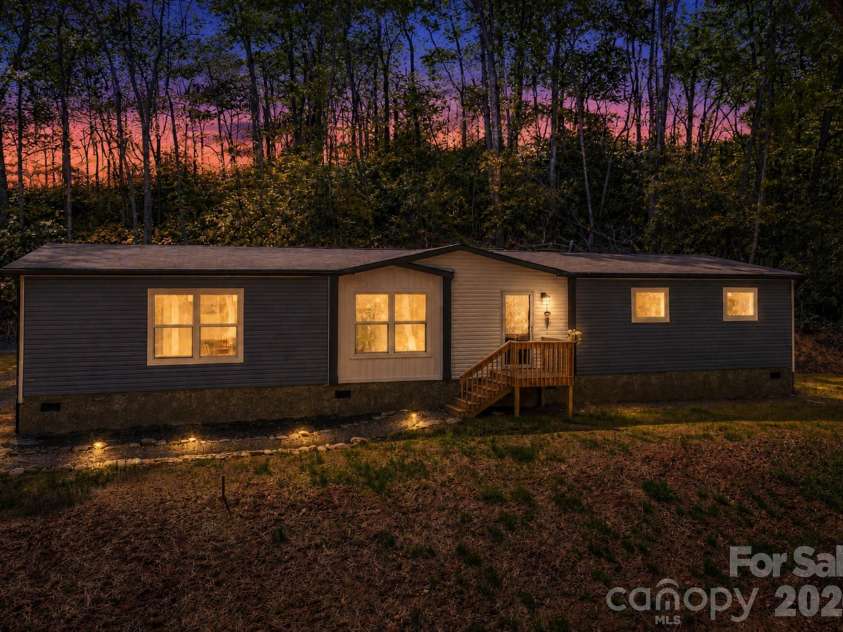 293 Spar Mill Road, Burnsville, NC 28714.  MLS# CAR4377437, YatesRealty ID 21943. 