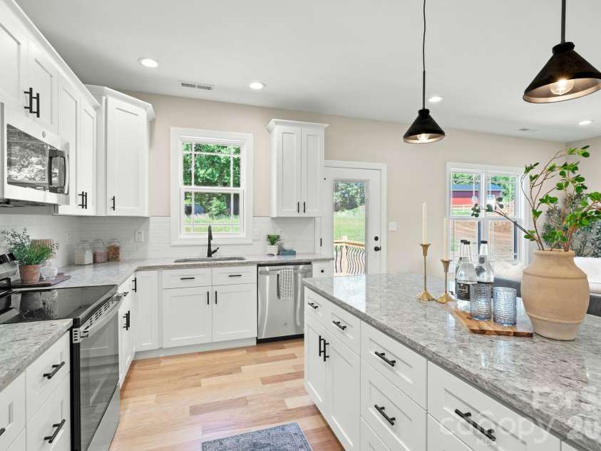 1357 Norman Shoaf Road, Winston Salem, NC 27107.  MLS# CAR4370754, YatesRealty ID 21944. 