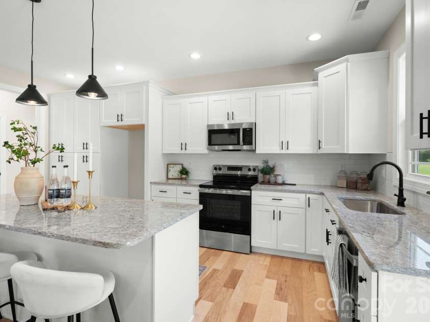 1357 Norman Shoaf Road, Winston Salem, NC 27107.  MLS# CAR4370754, YatesRealty ID 21944. 