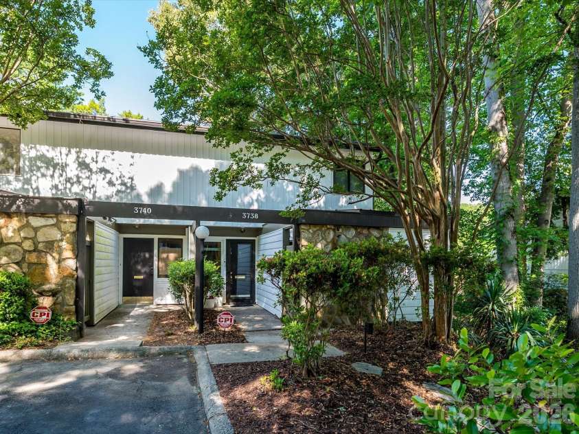 3738 Winding Creek Lane, Charlotte, NC 28226.  MLS# CAR4376809, YatesRealty ID 21947. 