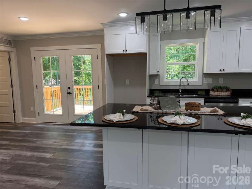 129 Jessicas Way, Lexington, NC 27292.  MLS# CAR4380803, YatesRealty ID 21948. 