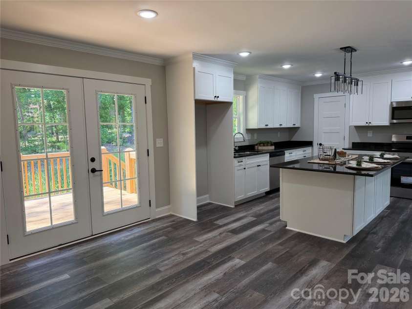 129 Jessicas Way, Lexington, NC 27292.  MLS# CAR4380803, YatesRealty ID 21948. 