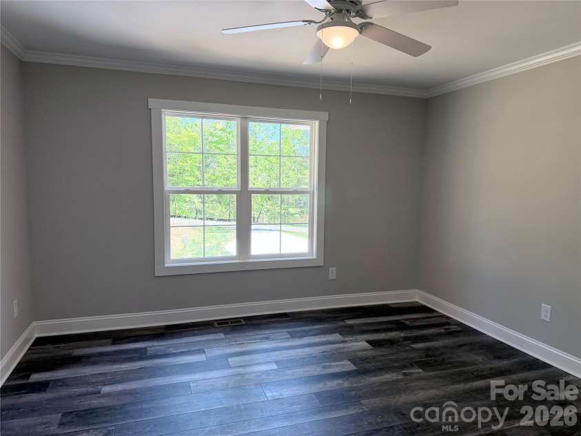 129 Jessicas Way, Lexington, NC 27292.  MLS# CAR4380803, YatesRealty ID 21948. Primary bedroom