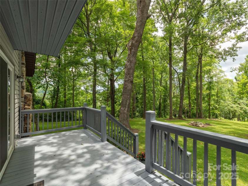 2771 Old Clear Creek Road, Hendersonville, NC 28792.  MLS# CAR4274414, YatesRealty ID 21949. 