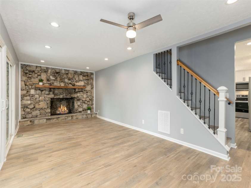 2771 Old Clear Creek Road, Hendersonville, NC 28792.  MLS# CAR4274414, YatesRealty ID 21949. 