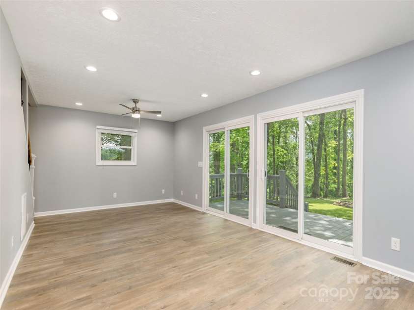 2771 Old Clear Creek Road, Hendersonville, NC 28792.  MLS# CAR4274414, YatesRealty ID 21949. 