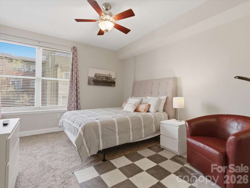 1315 East Boulevard, Charlotte, NC 28203.  MLS# CAR4362049, YatesRealty ID 2195. 