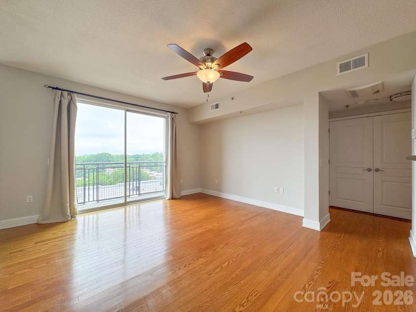 1315 East Boulevard, Charlotte, NC 28203.  MLS# CAR4387857, YatesRealty ID 2195. 