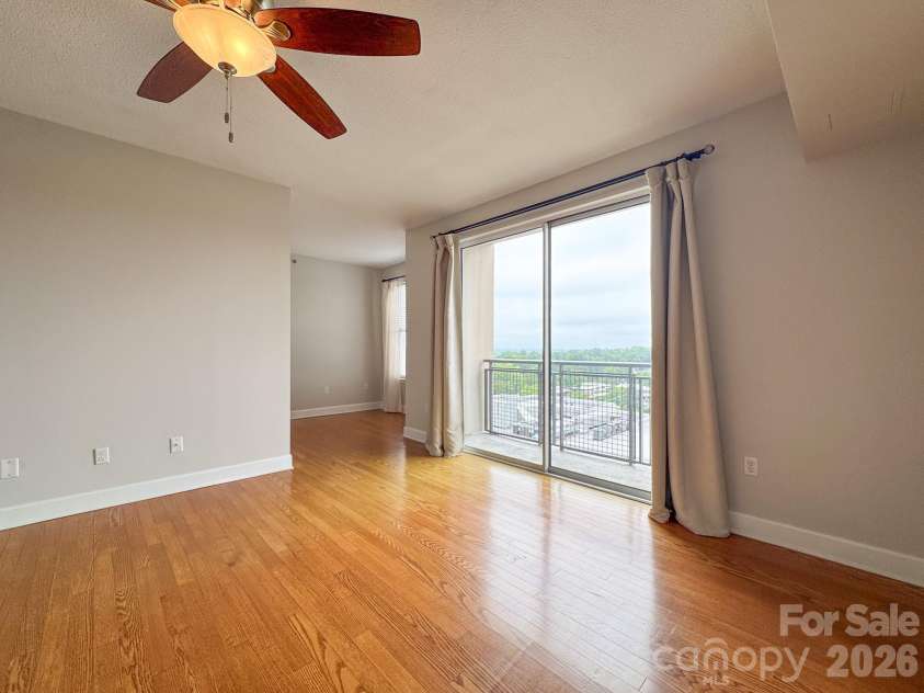 1315 East Boulevard, Charlotte, NC 28203.  MLS# CAR4387857, YatesRealty ID 2195. 