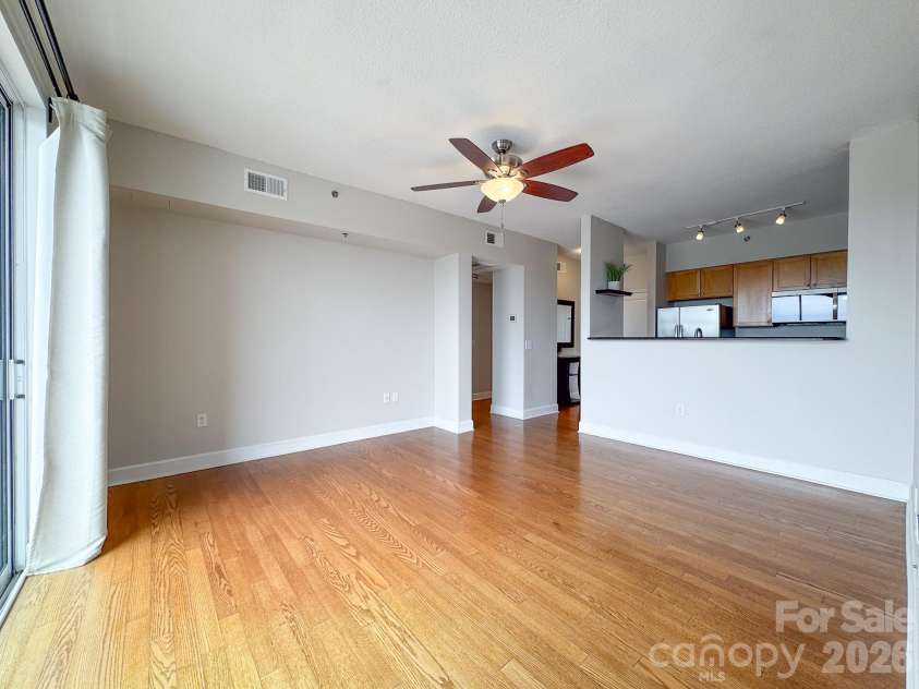 1315 East Boulevard, Charlotte, NC 28203.  MLS# CAR4387857, YatesRealty ID 2195. 