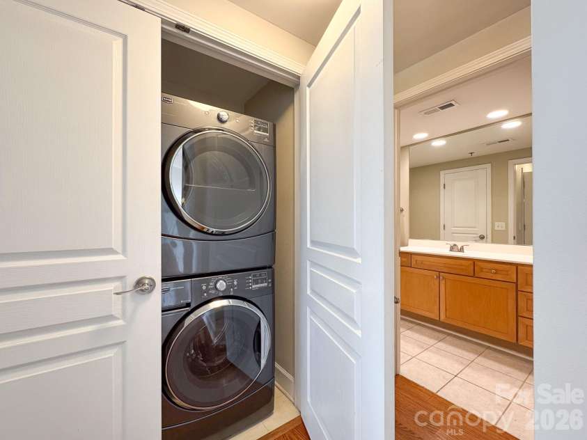 1315 East Boulevard, Charlotte, NC 28203.  MLS# CAR4387857, YatesRealty ID 2195. 