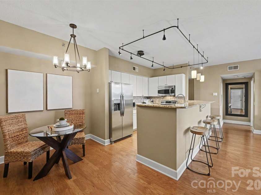 1315 East Boulevard, Charlotte, NC 28203.  MLS# CAR4397201, YatesRealty ID 2195. 
