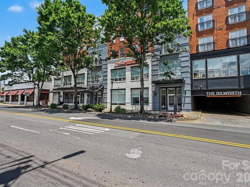 1315 East Boulevard, Charlotte, NC 28203.  MLS# CAR4397201, YatesRealty ID 2195. 