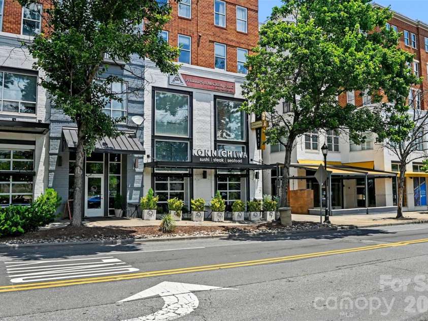 1315 East Boulevard, Charlotte, NC 28203.  MLS# CAR4397201, YatesRealty ID 2195. 