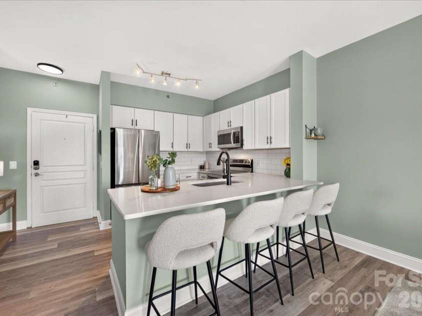 1315 East Boulevard, Charlotte, NC 28203.  MLS# CAR4409224, YatesRealty ID 2195. 