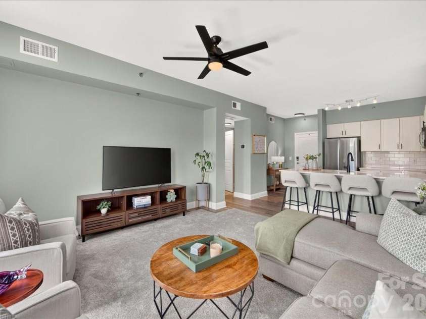 1315 East Boulevard, Charlotte, NC 28203.  MLS# CAR4409224, YatesRealty ID 2195. 