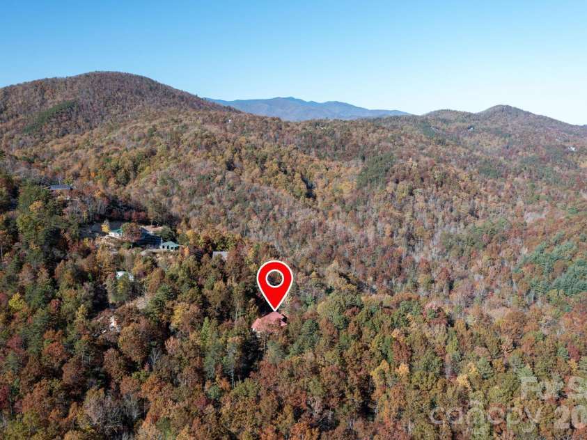 22 Faholoa Ridge Road, Black Mountain, NC 28711.  MLS# CAR4316840, YatesRealty ID 2195. 