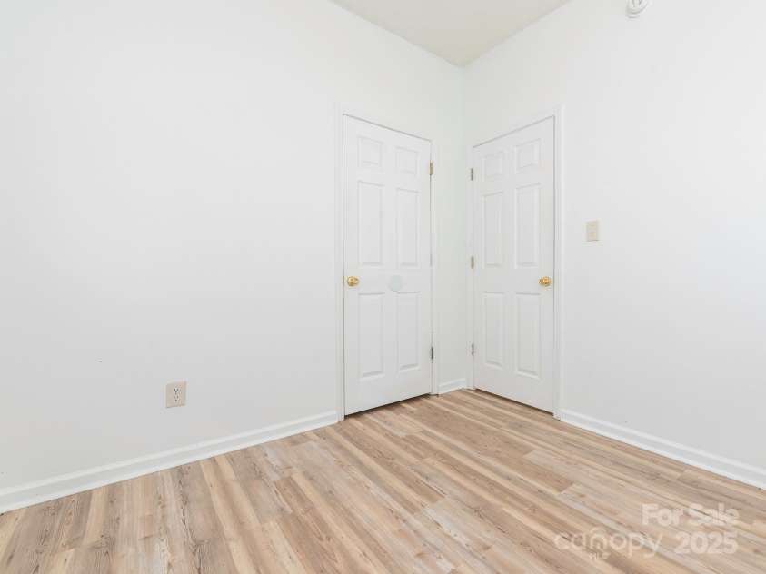 6212 Derryfield Drive, Charlotte, NC 28213.  MLS# CAR4252797, YatesRealty ID 21950. Bedroom 3