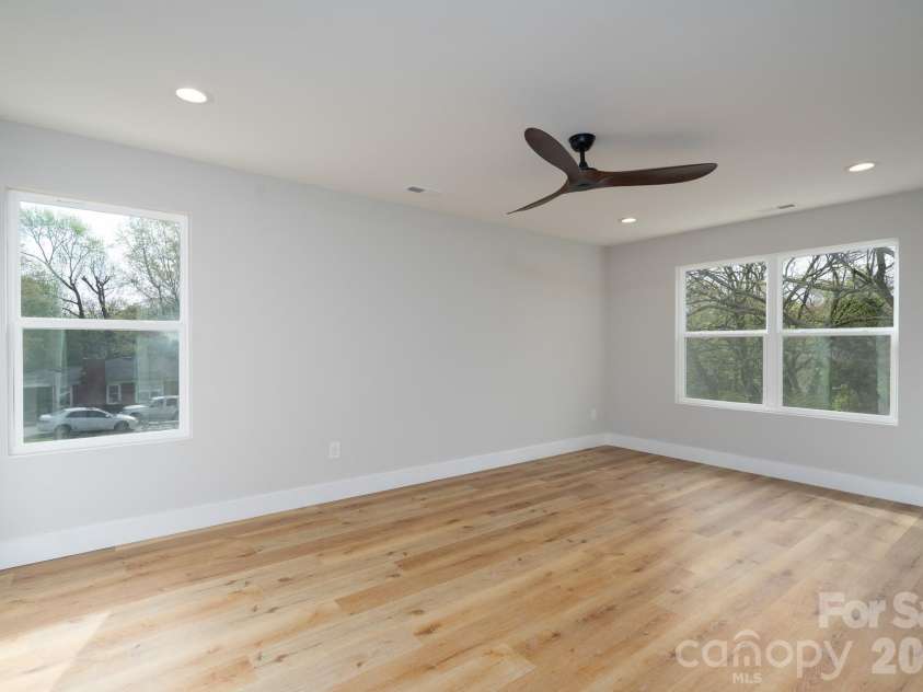 912 A Rhode Island Avenue, Kannapolis, NC 28083.  MLS# CAR4361480, YatesRealty ID 21950. 
