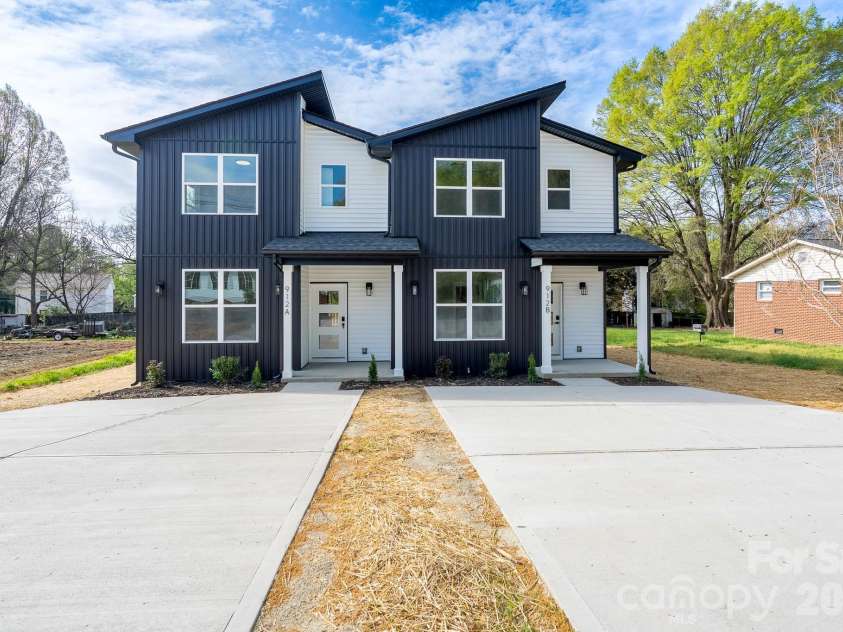 912 A Rhode Island Avenue, Kannapolis, NC 28083.  MLS# CAR4361480, YatesRealty ID 21950. 