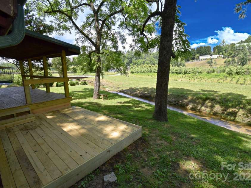 2967 Roby Martin Road, Lenoir, NC 28645.  MLS# CAR4274804, YatesRealty ID 21951. 