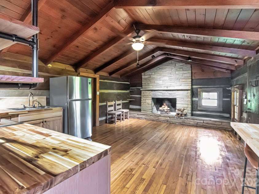 2967 Roby Martin Road, Lenoir, NC 28645.  MLS# CAR4274804, YatesRealty ID 21951. 