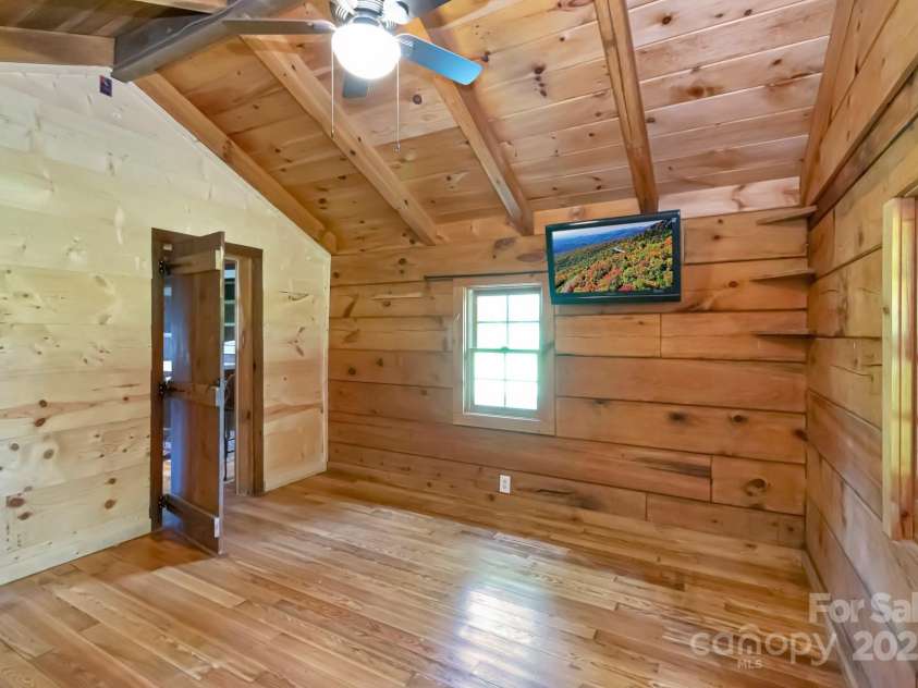 2967 Roby Martin Road, Lenoir, NC 28645.  MLS# CAR4274804, YatesRealty ID 21951. 