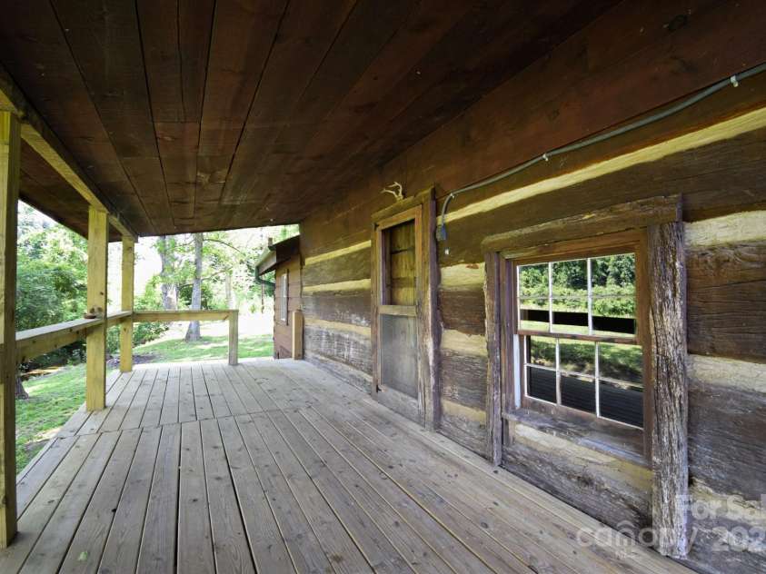 2967 Roby Martin Road, Lenoir, NC 28645.  MLS# CAR4328252, YatesRealty ID 21951. 